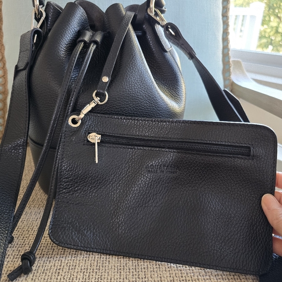 NWT Aquatalia Bucket leather bag - Picture 11 of 13